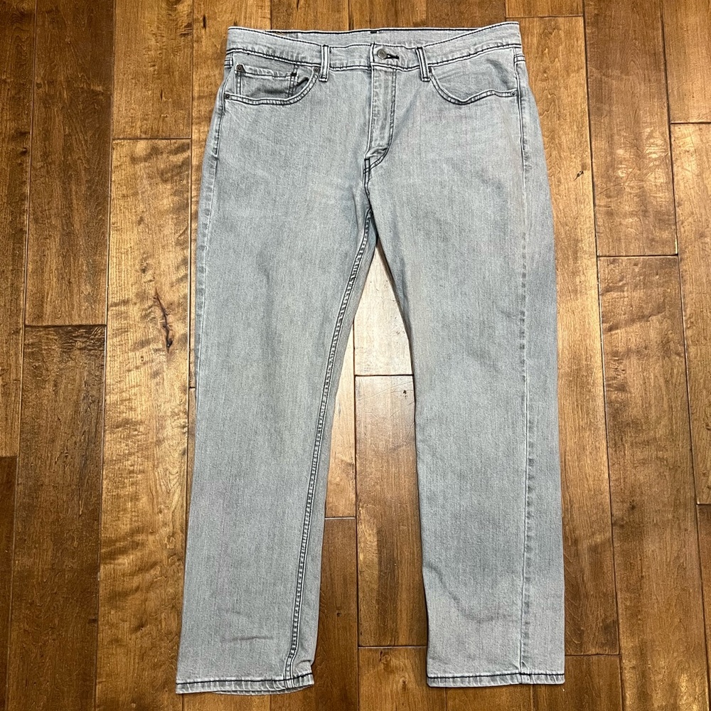 Levi’s 36x30 514 Blue Washed Denim Zip Fly Jeans